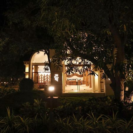 Le Casa Lion Resort A Premium Resort In 사산 기르 외부 사진
