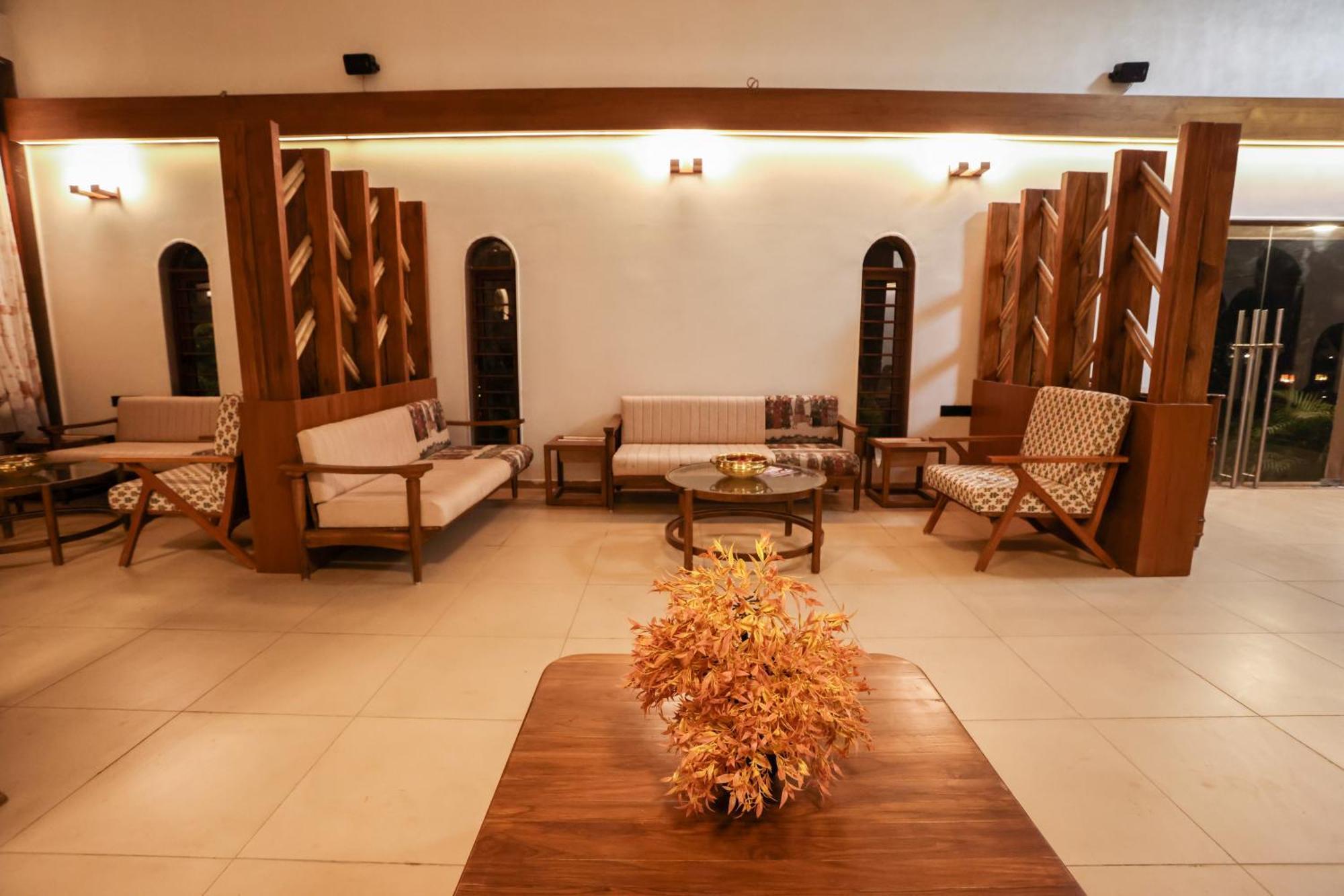 Le Casa Lion Resort A Premium Resort In 사산 기르 외부 사진